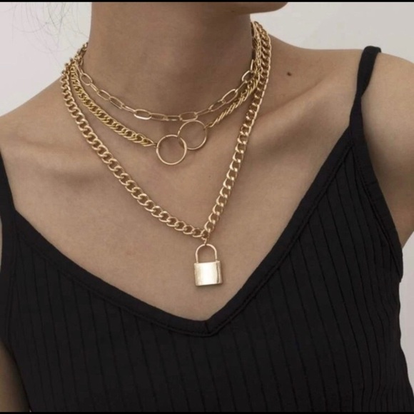 Gold 3pc Lock Chain Necklace - Picture 1 of 2